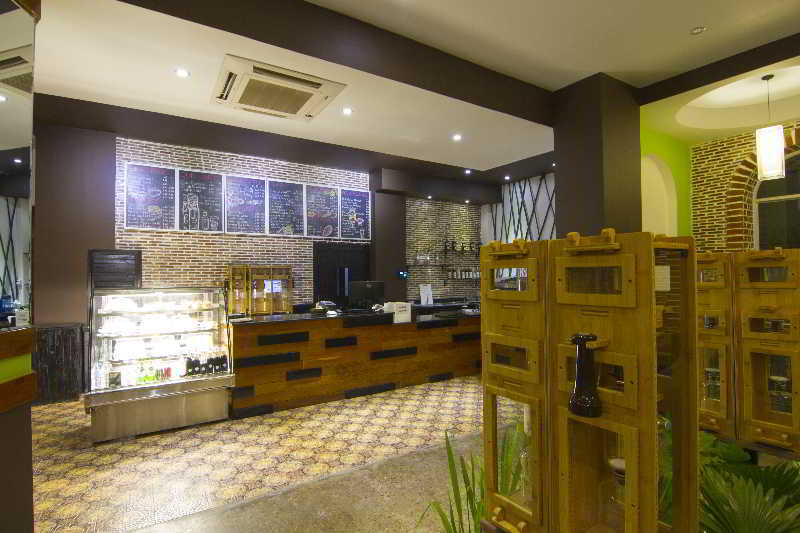 Eman Bkk Hotel Phnom Penh Exterior foto